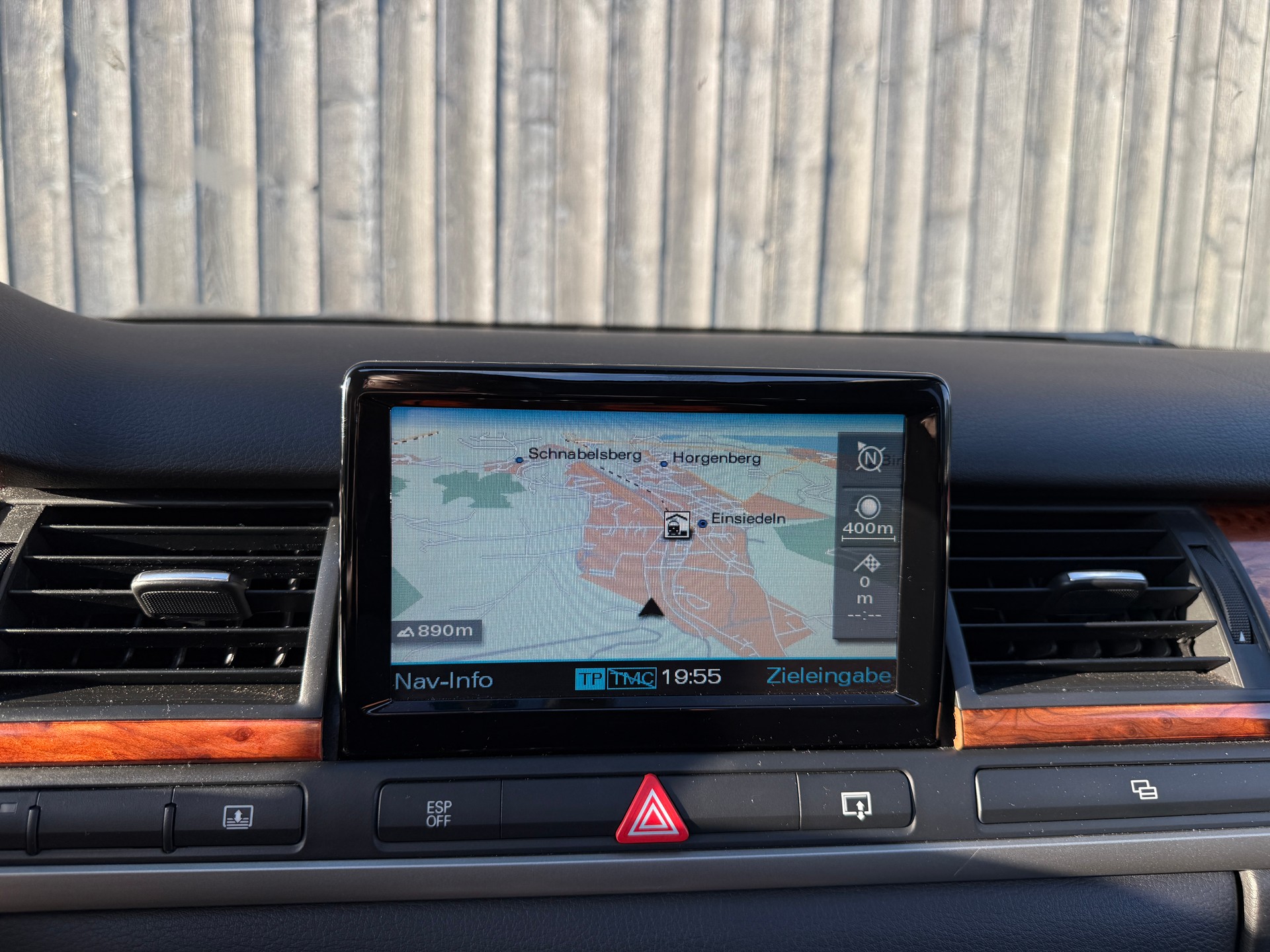 AUDI A8 3.0 TDI quattro tiptronic-image-8
