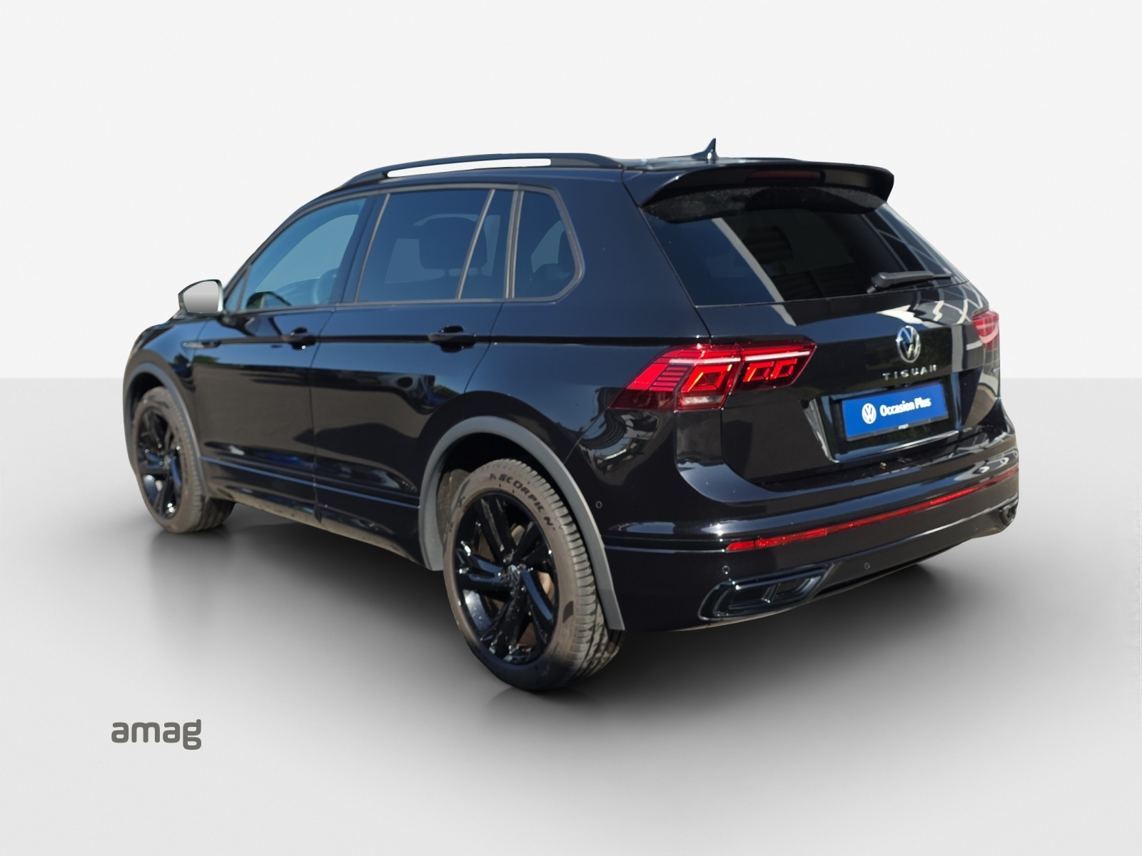 VW Tiguan 2.0TSI R-Line 4Motion DSG-image-2