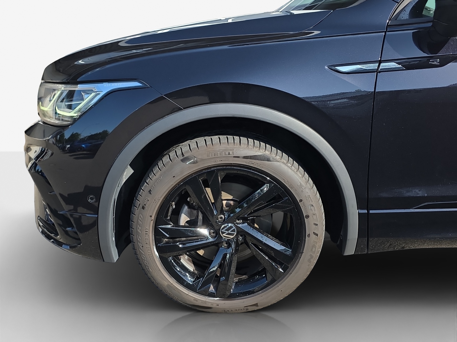 VW Tiguan 2.0TSI R-Line 4Motion DSG-image-15
