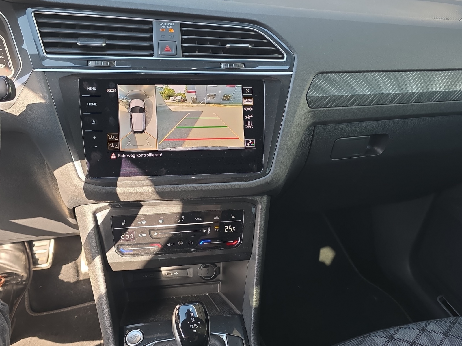 VW Tiguan 2.0TSI R-Line 4Motion DSG-image-10