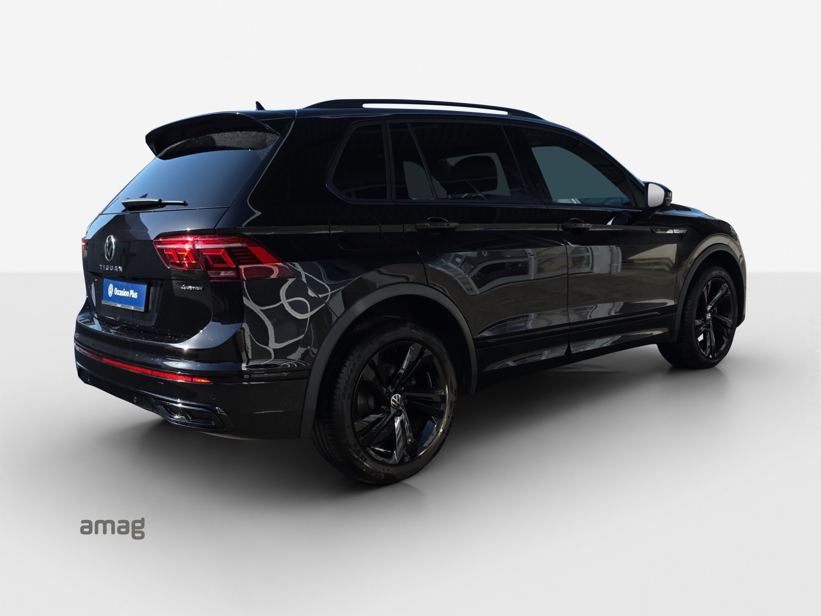 VW Tiguan 2.0TSI R-Line 4Motion DSG-image-4
