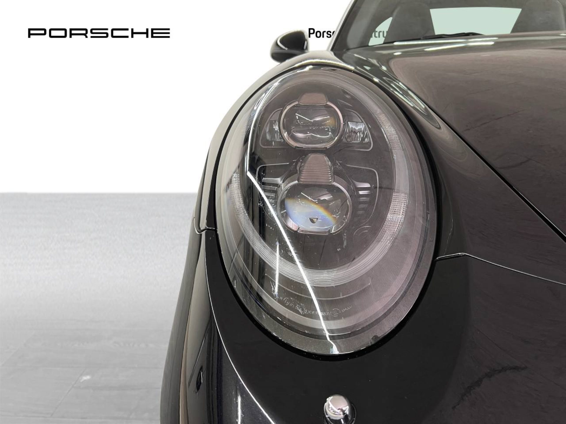 PORSCHE 911 Targa 4S-image-11
