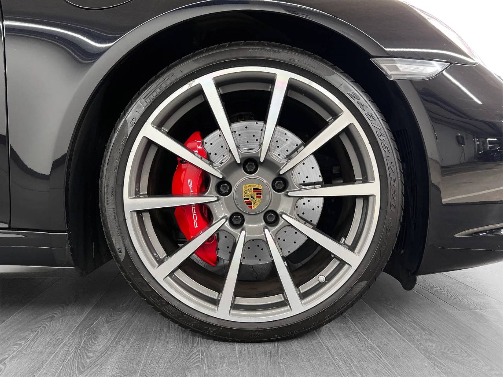 PORSCHE 911 Targa 4S-image-14