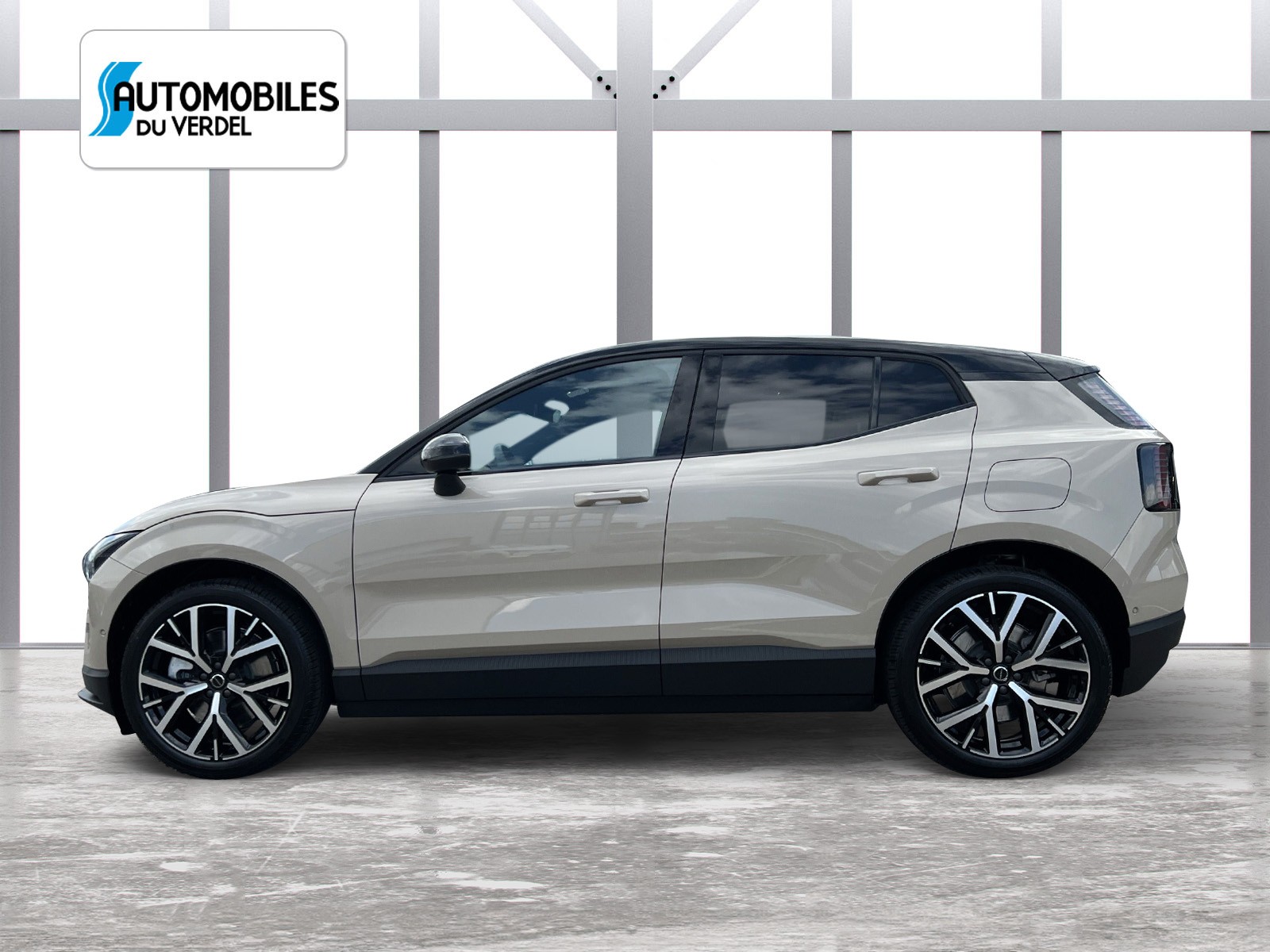 VOLVO EX30 E60 Twin Ultra Performance AWD-showroom-element-1