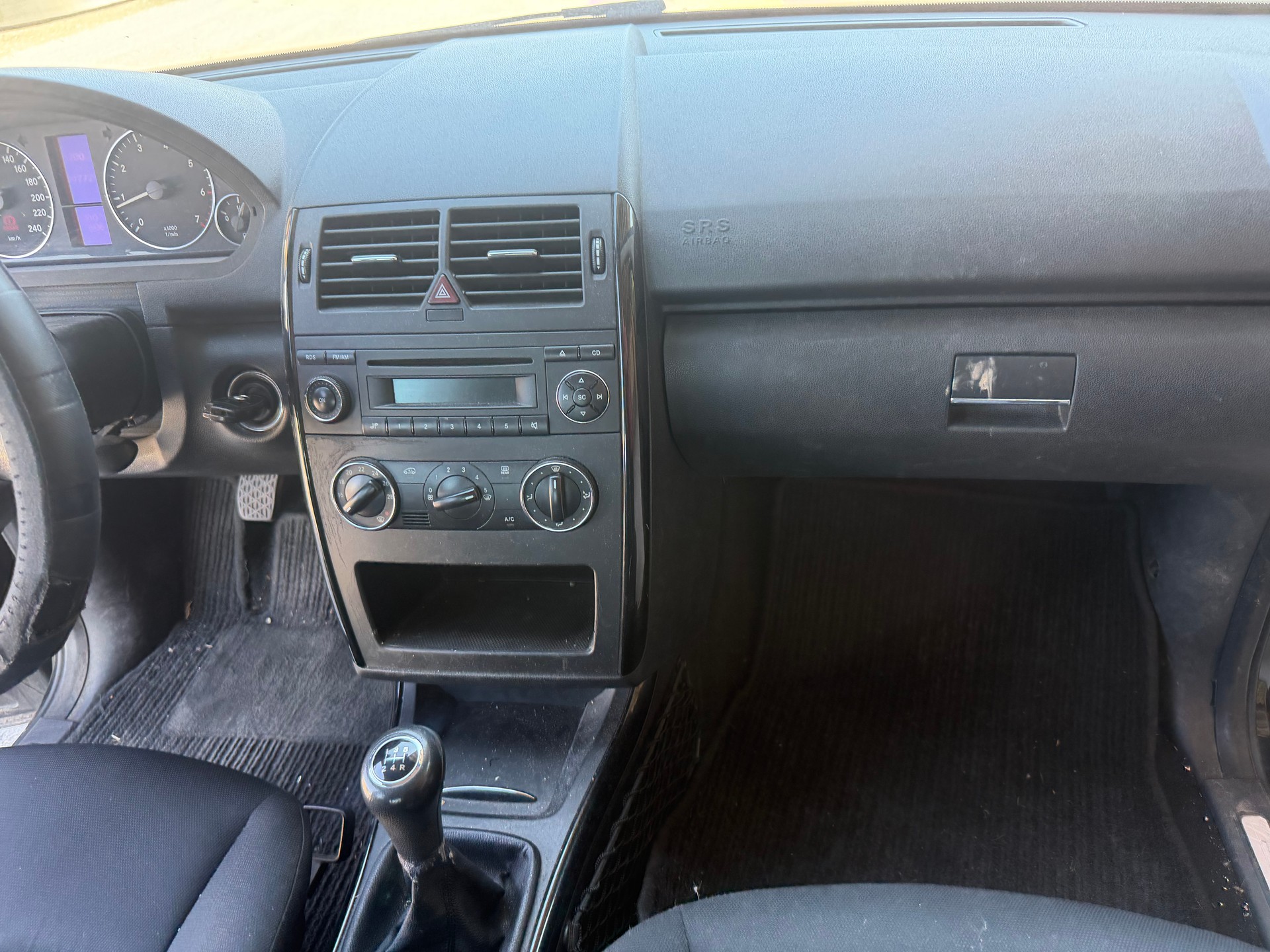 MERCEDES-BENZ A 150 Classic Edition-image-5