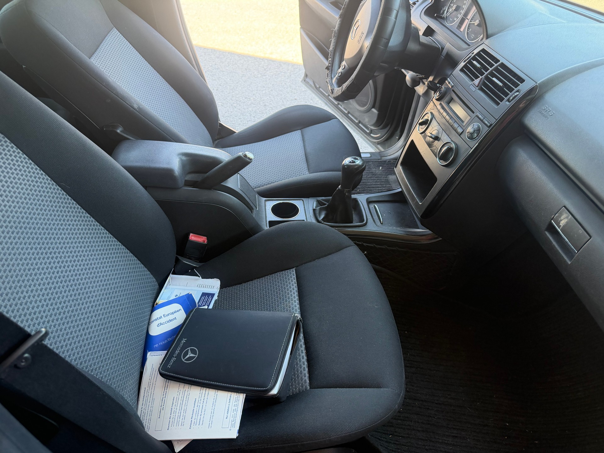 MERCEDES-BENZ A 150 Classic Edition-image-9