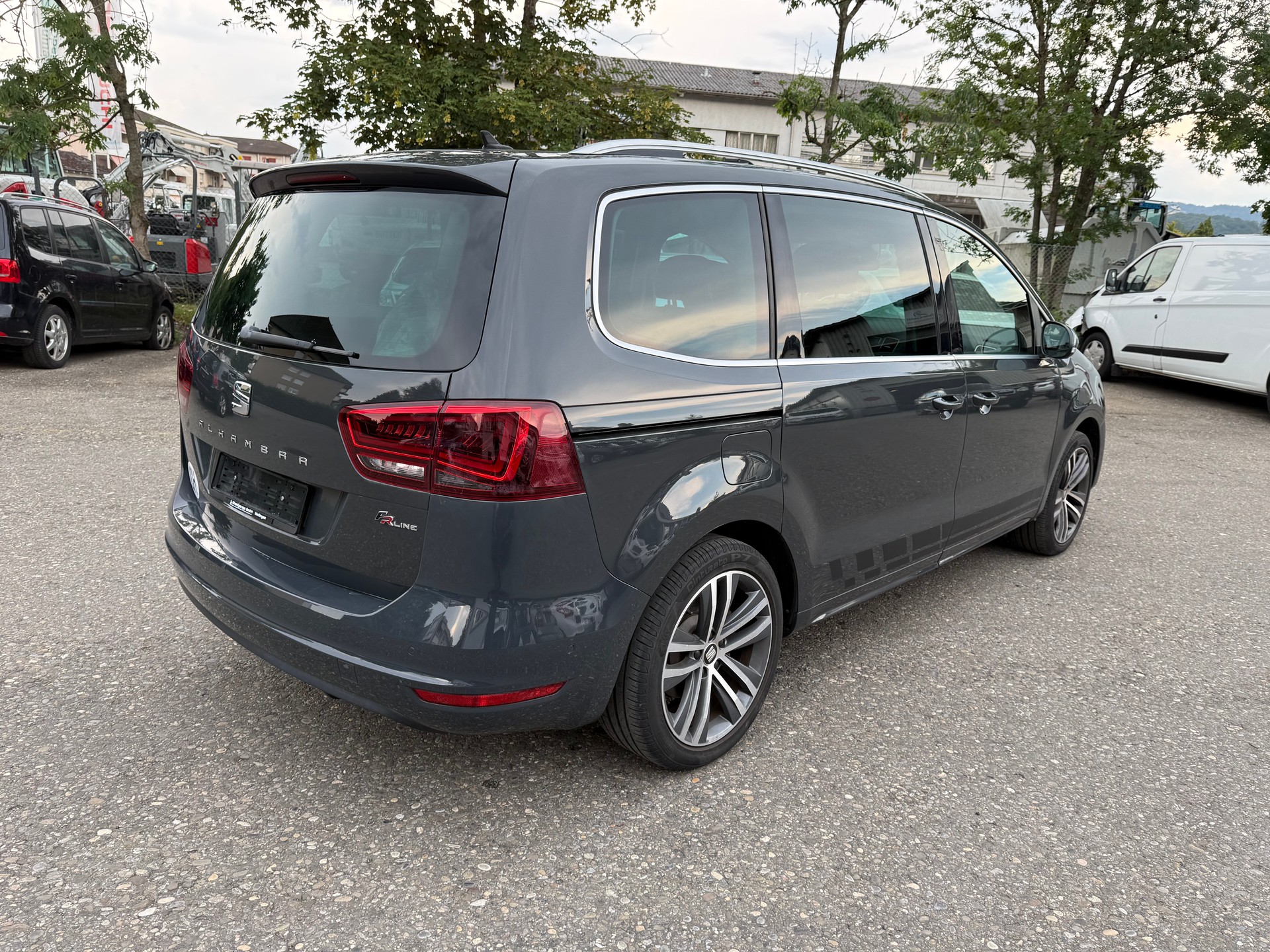 SEAT Alhambra 1.4 TSI SWISS FR-image-2