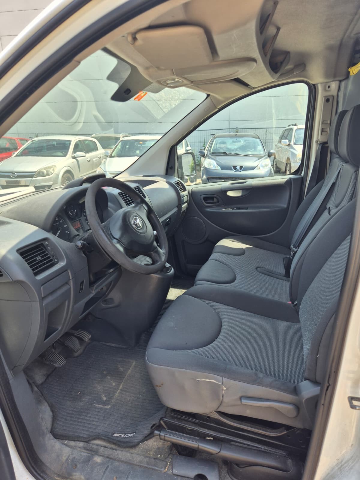 TOYOTA Proace 1.6D Panel Van Terra L1H1-image-9