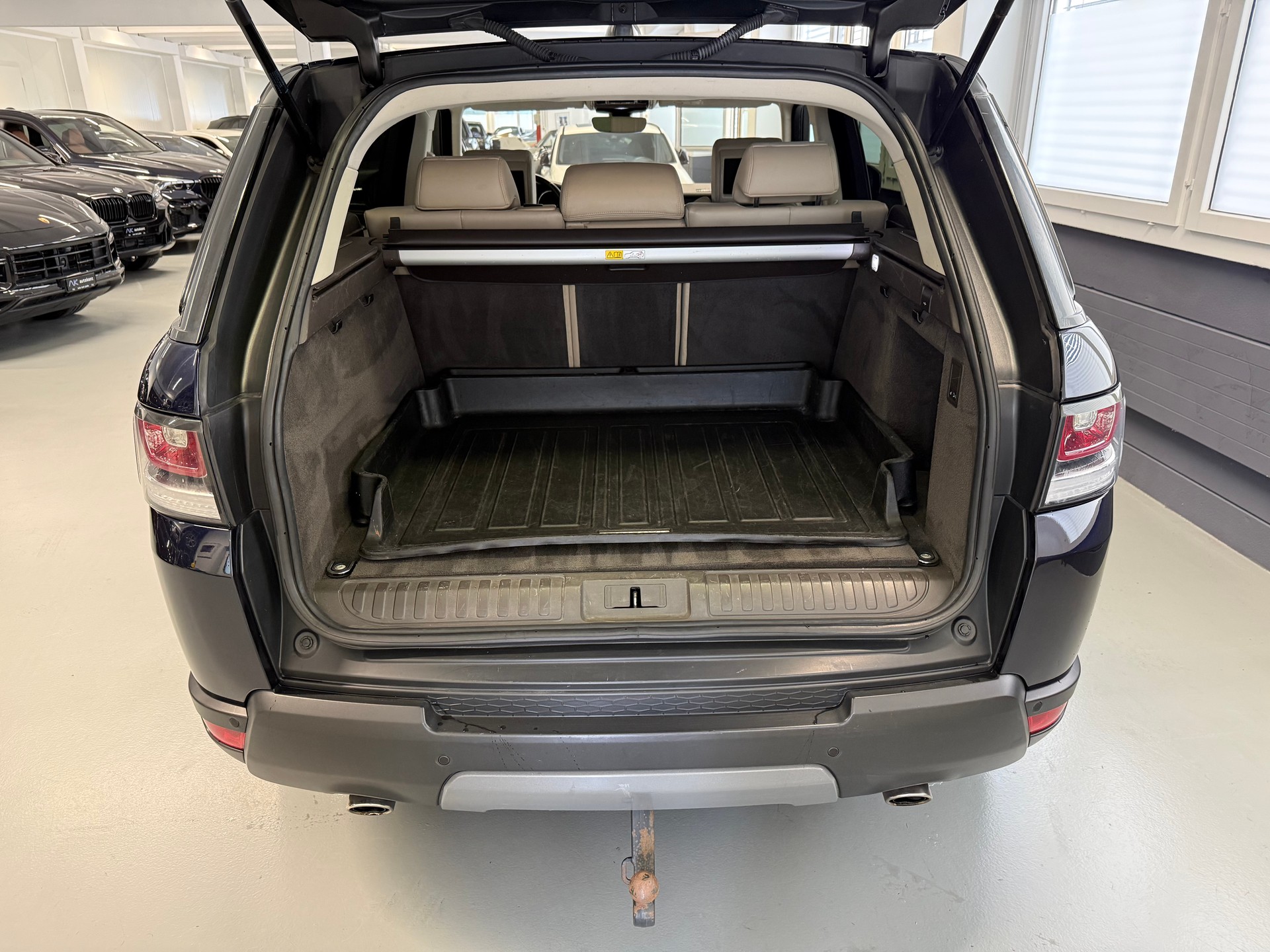 LAND ROVER Range Rover Sport 3.0 SDV6 SE Automatic-image-5