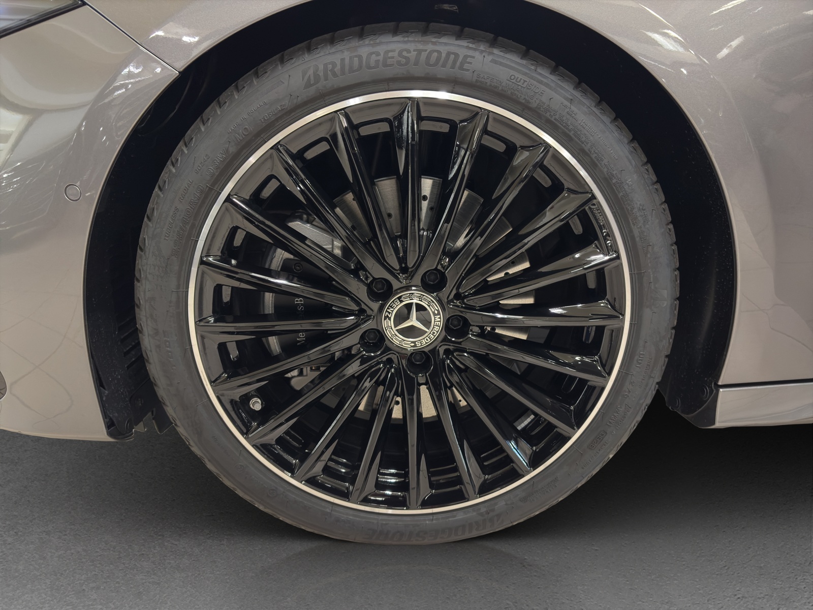 MERCEDES-BENZ A 220 4M Berline Compacte-image-14