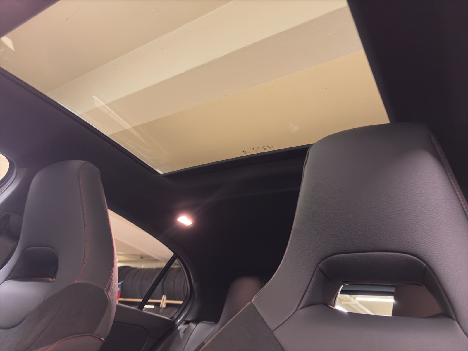 MERCEDES-BENZ A 220 4M Berline Compacte-image-11