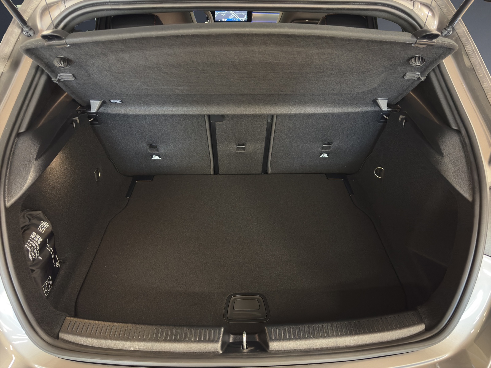 MERCEDES-BENZ A 220 4M Berline Compacte-image-13