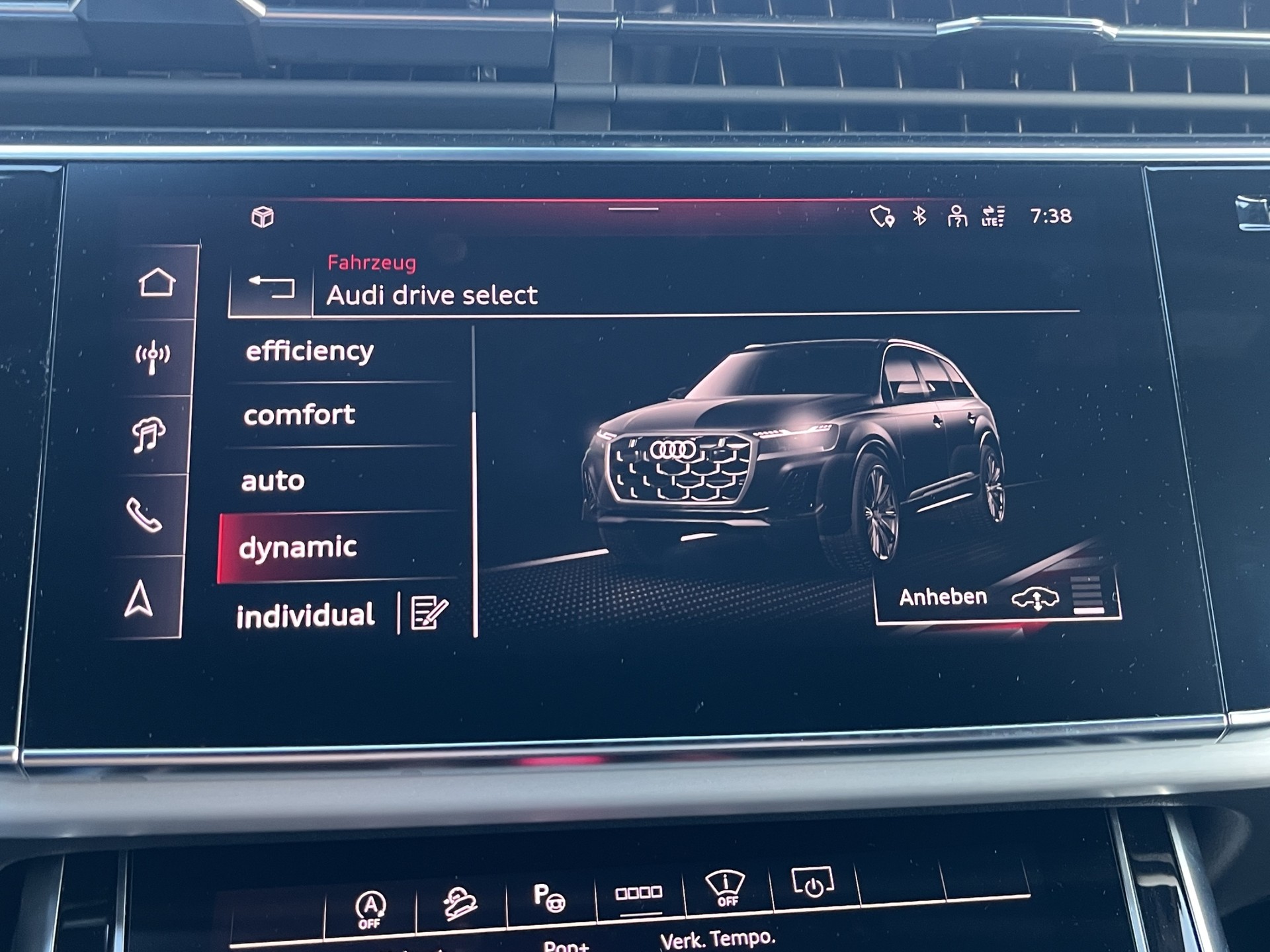 AUDI SQ7 TFSI quattro tiptronic*Standheizung, 7-Plätzer, AHK, B&O Advanced Sound, (5-Jahre Garantie)-image-23