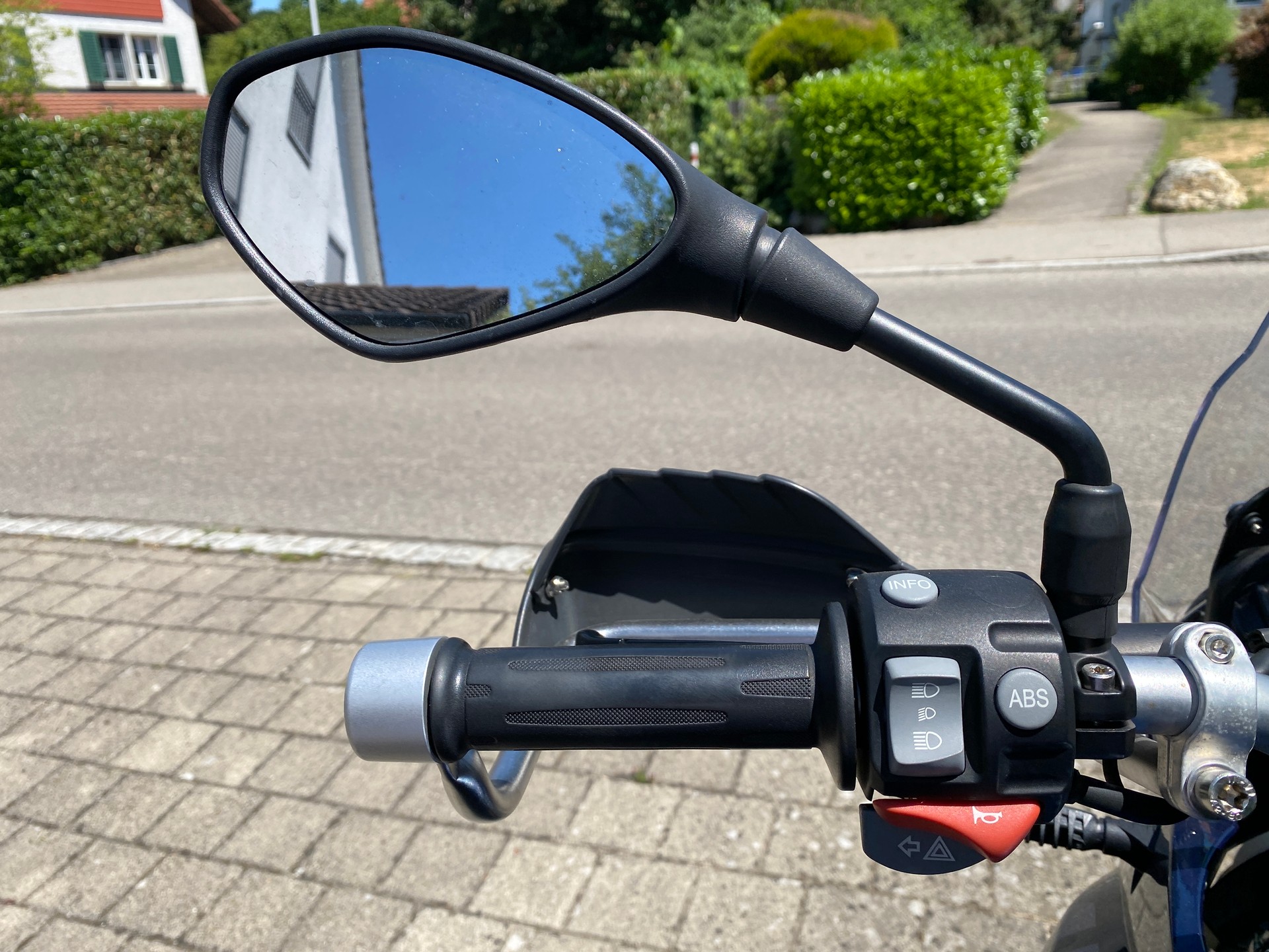 BMW F 650 GS ABS (safetyedition)-image-6