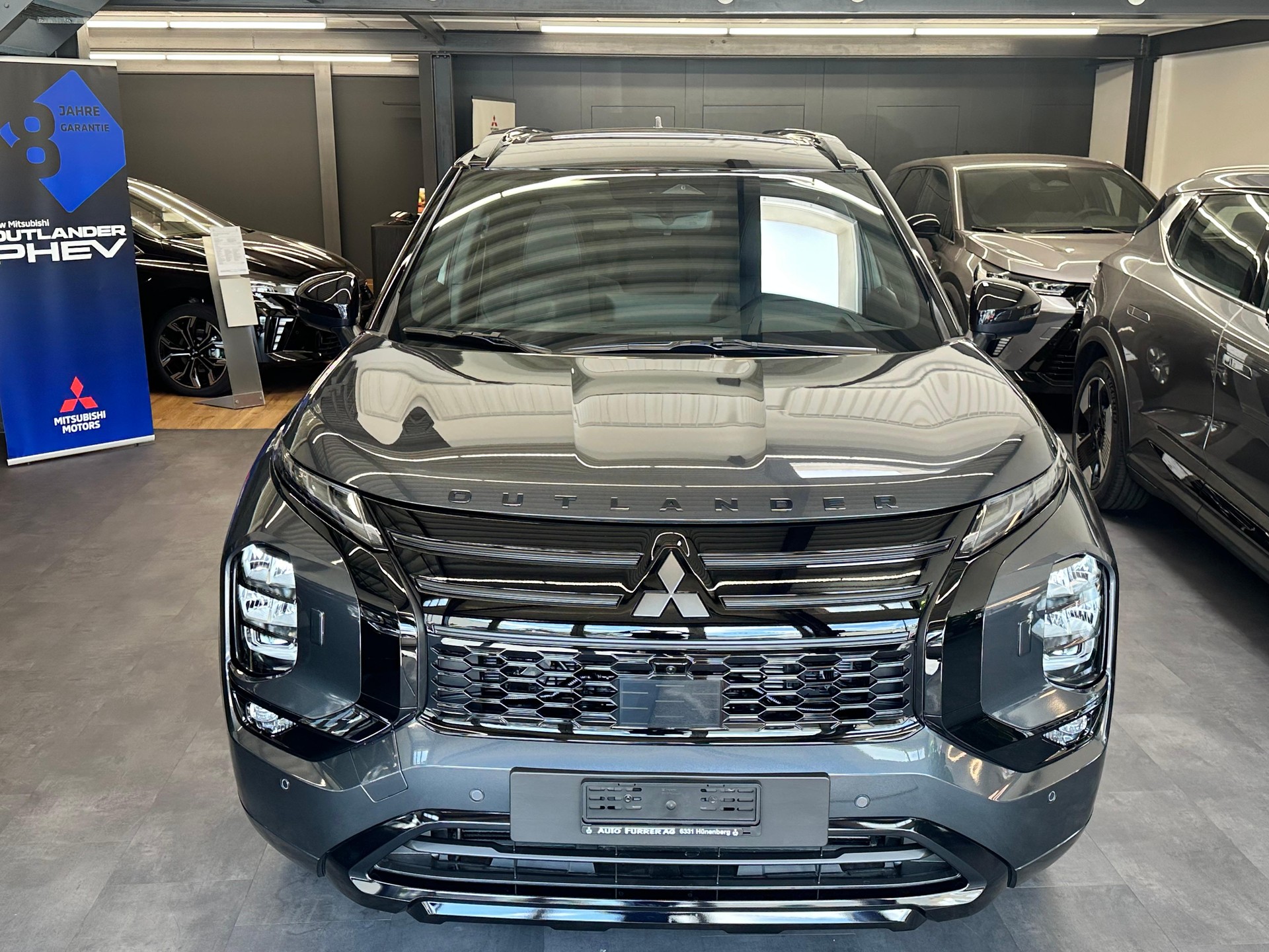MITSUBISHI Outlander 2.4 PHEV Sport 4x4-image-5