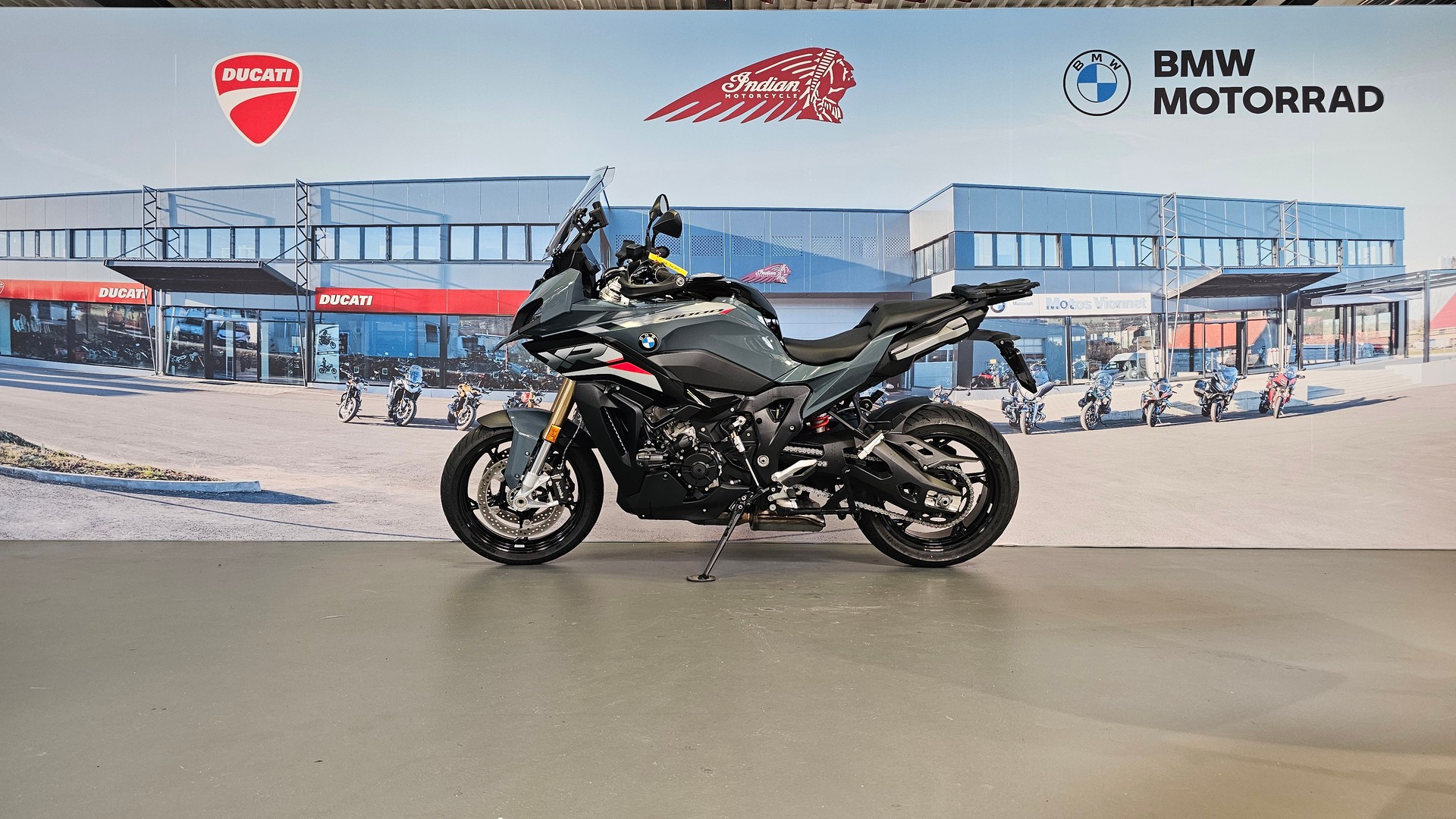 BMW S 1000 XR-showroom-element-3