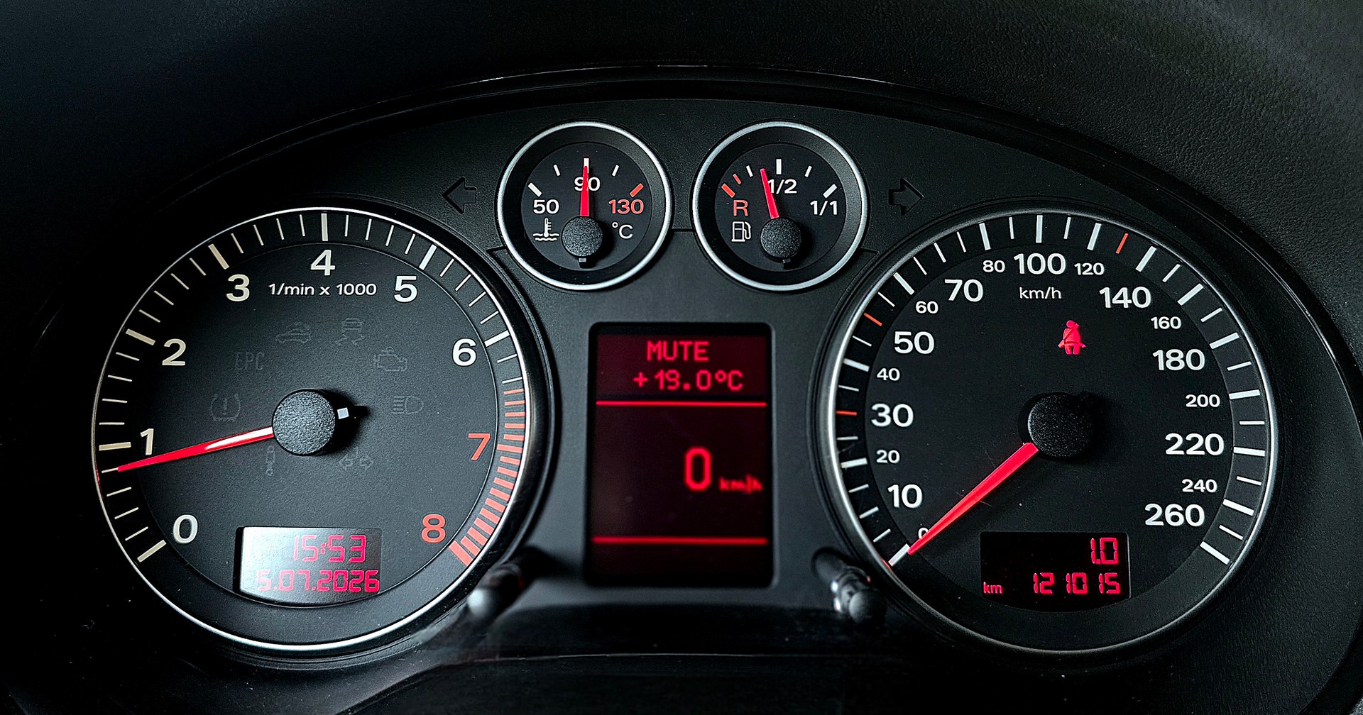AUDI A3 Sportback 1.8 Turbo FSI Ambition-image-20