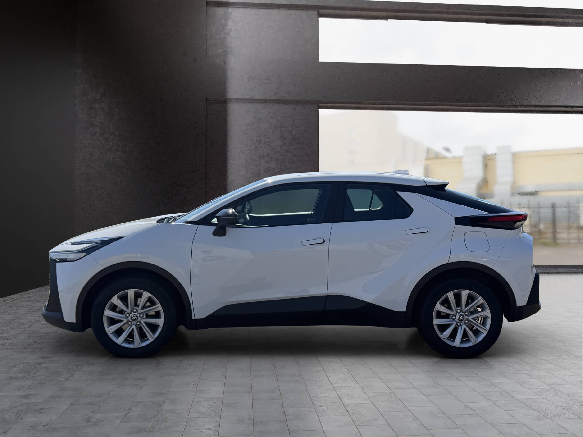 TOYOTA C-HR 1.8 HEV Comfort-image-2