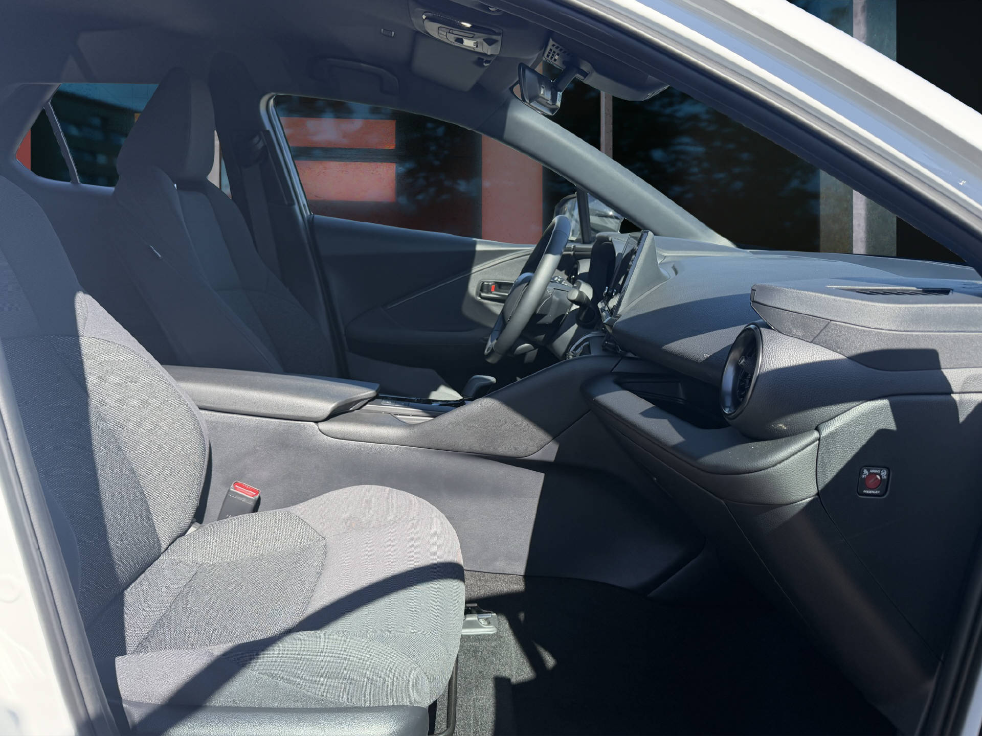 TOYOTA C-HR 1.8 HEV Comfort-image-7