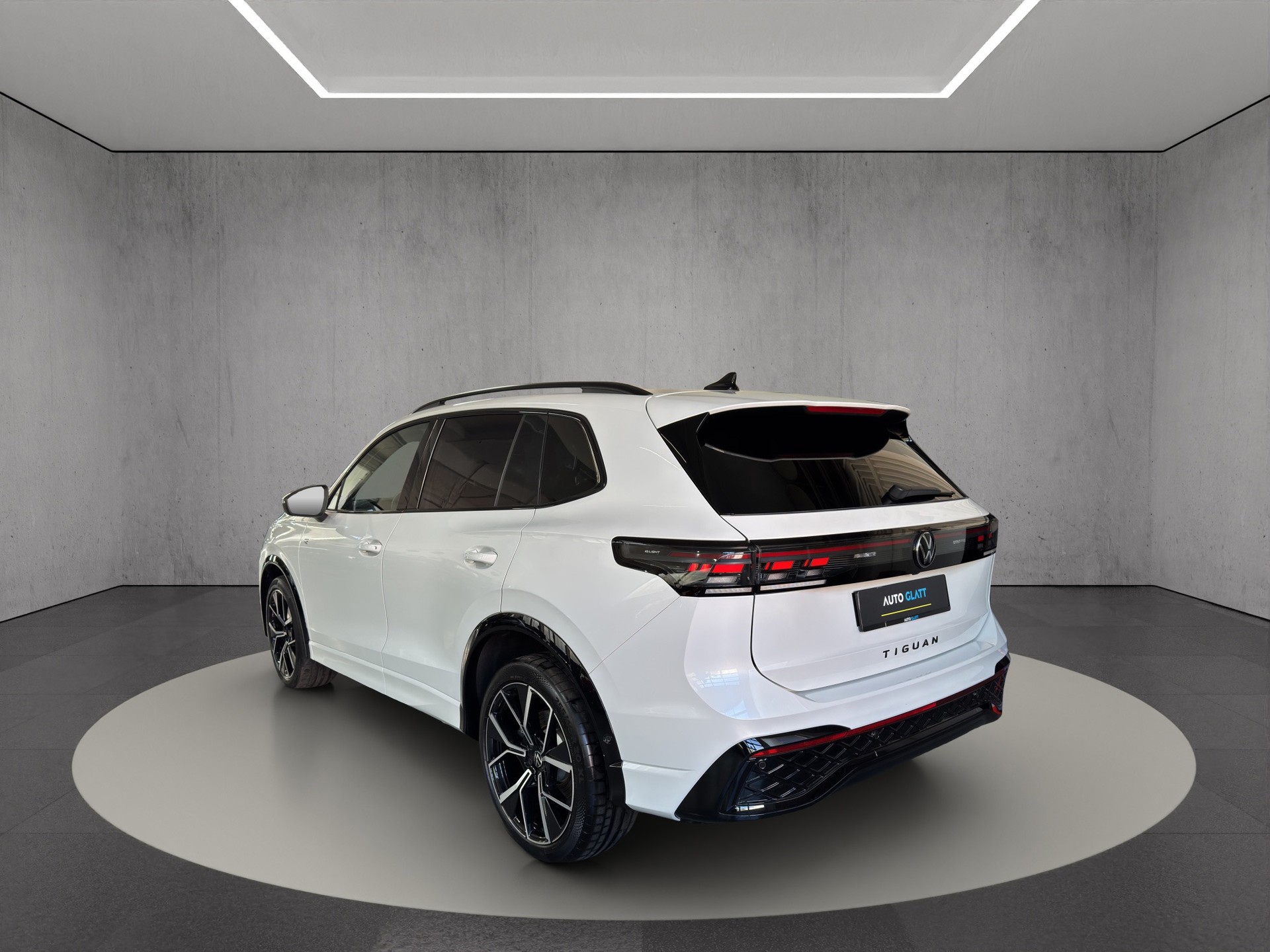 VW Tiguan 2.0 TSI DSG R-Line 4M. "Leder Varenna-Pano-360°Kamera-Black Style"-image-4