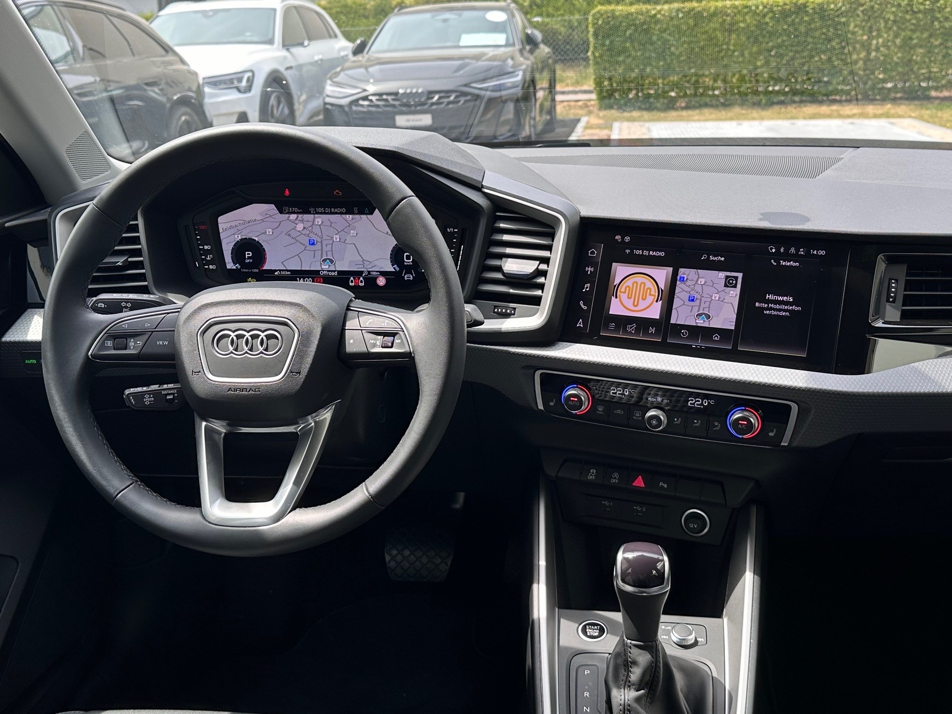 AUDI A1 Sportback 30 TFSI Attraction S-tronic-image-4