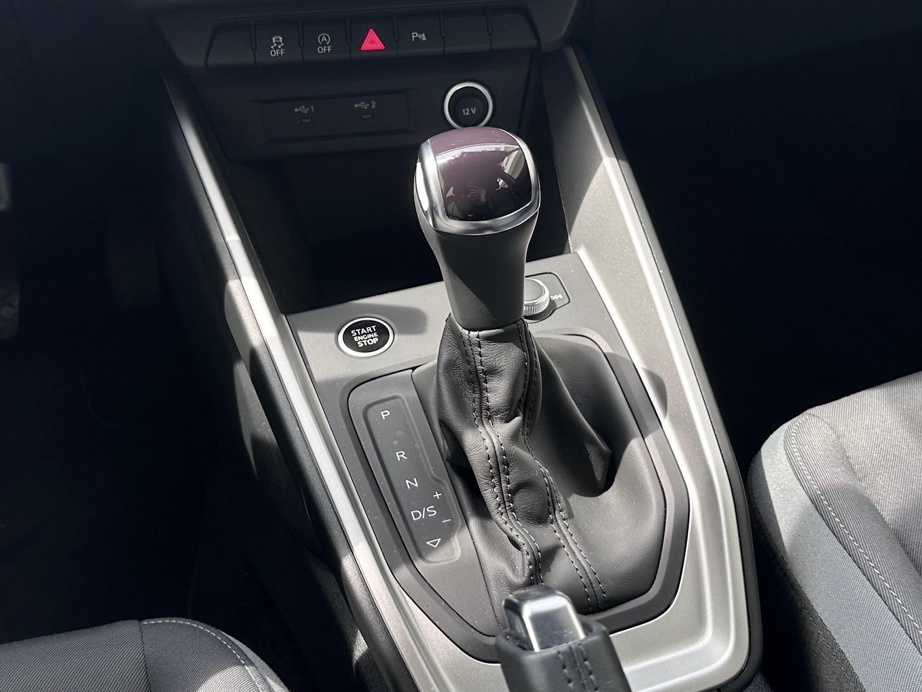 AUDI A1 Sportback 30 TFSI Attraction S-tronic-image-7