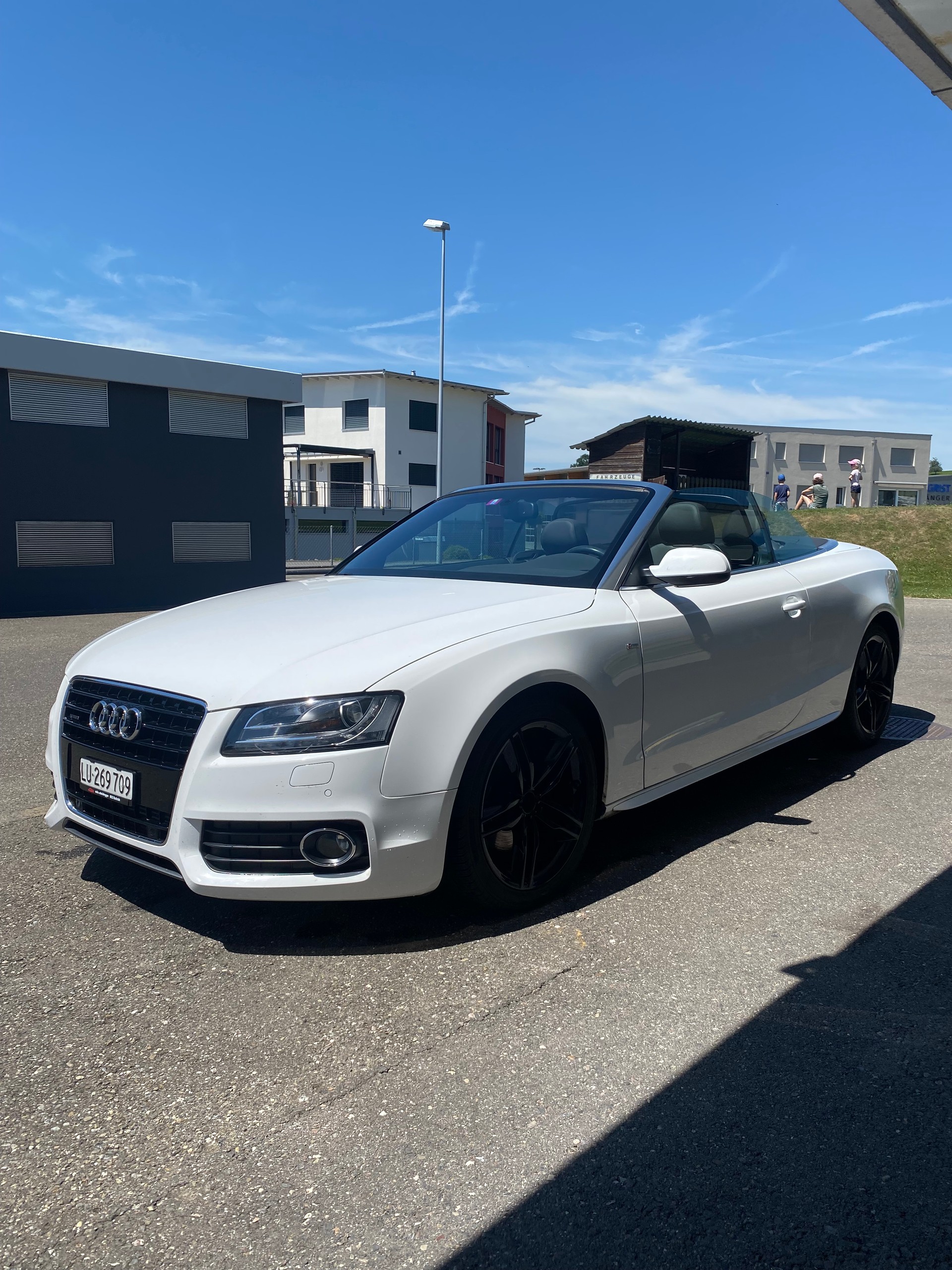 AUDI 3.0 V6 TDI quattro S-Tronic-image-0