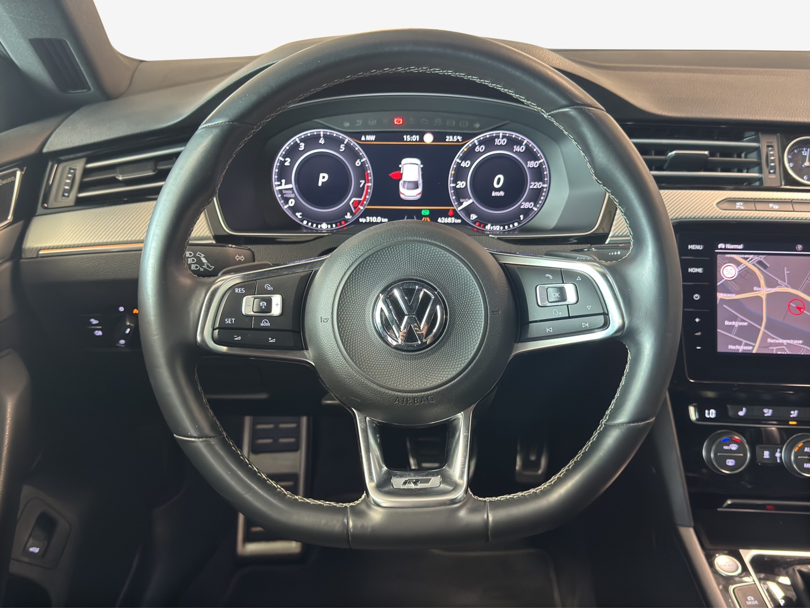 VW Arteon 2.0 TSI BMT R-Line 4Motion DSG-image-9