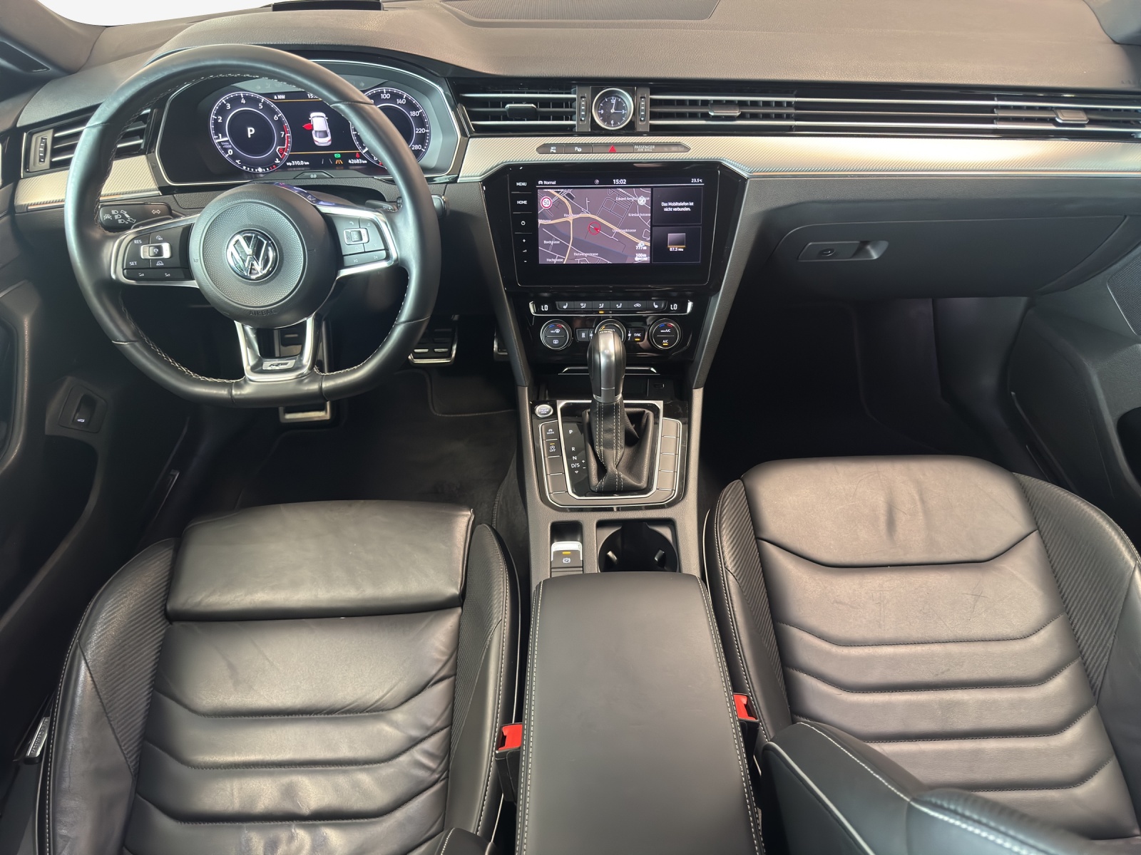 VW Arteon 2.0 TSI BMT R-Line 4Motion DSG-image-8