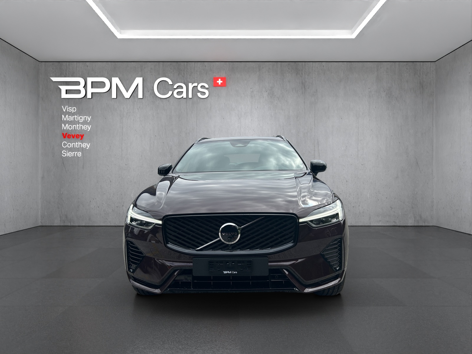 VOLVO XC60 T6 eAWD PluginHybrid Ultra Dark Geartronic-showroom-element-1