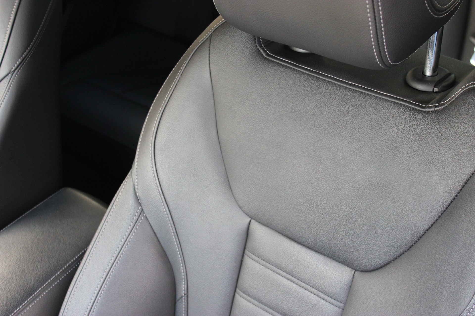 BMW 320d xDrive 48V Touring M SPORTPAKET-image-24