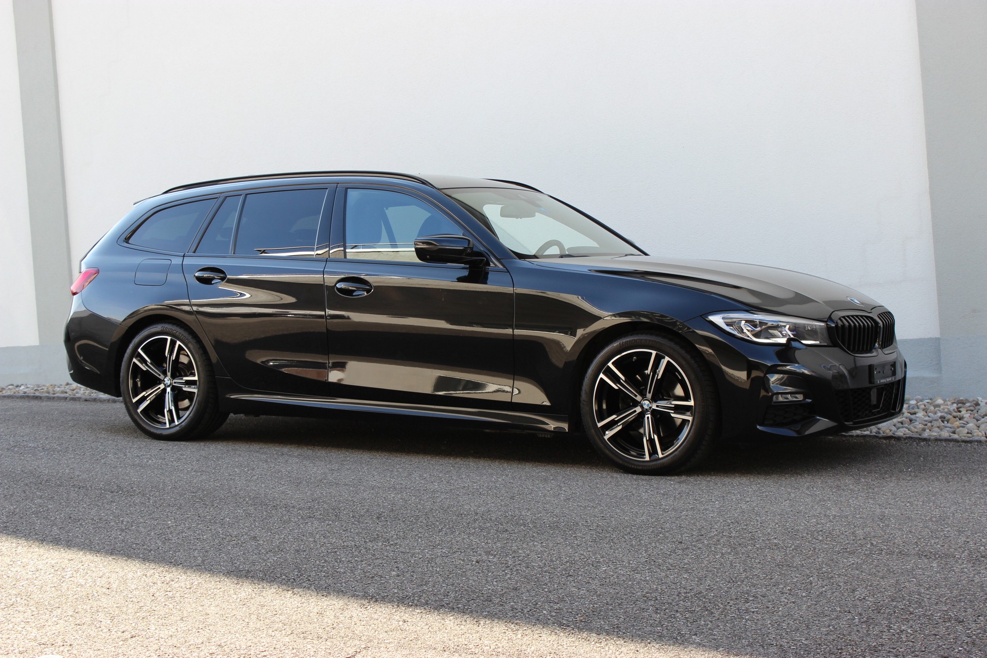 BMW 320d xDrive 48V Touring M SPORTPAKET-image-5