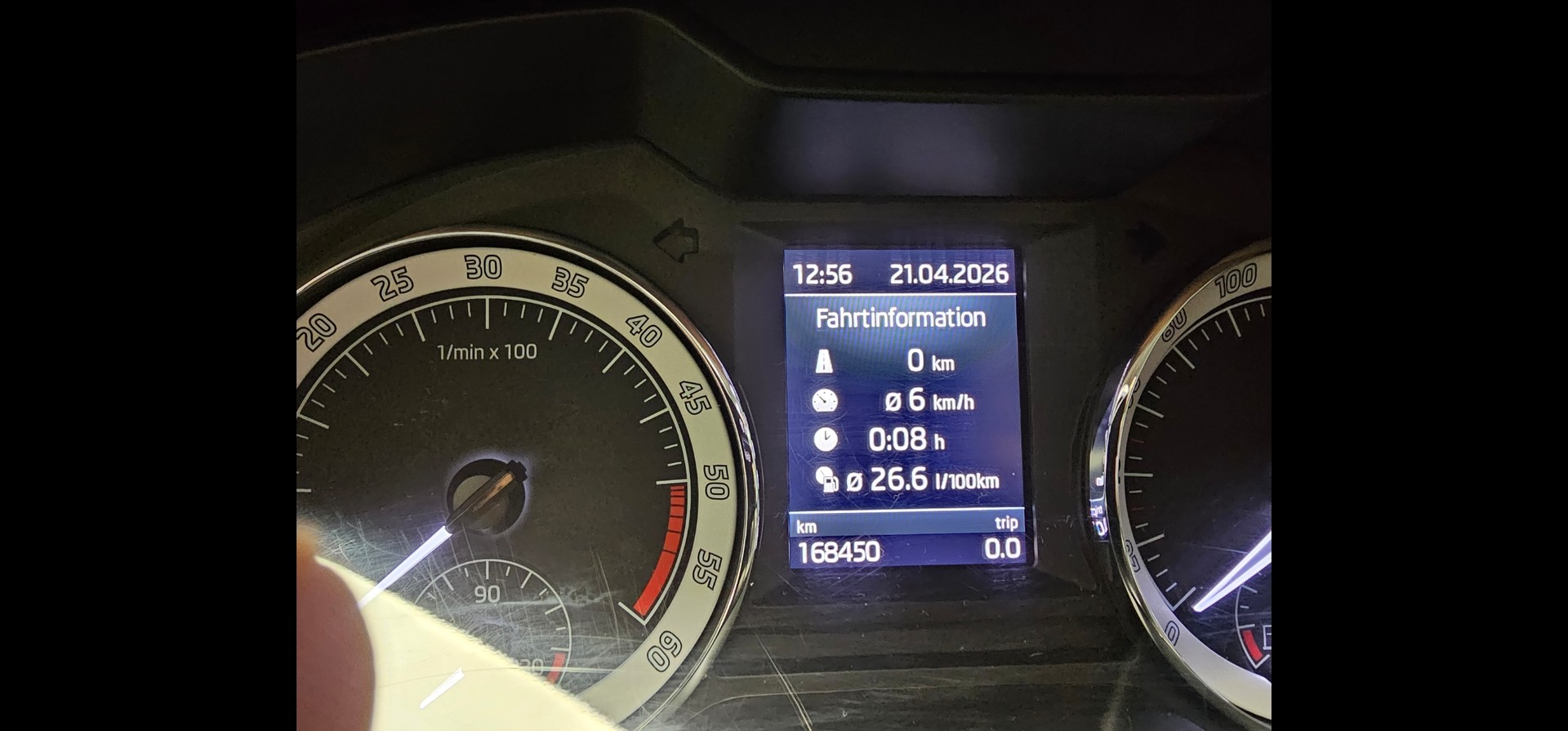 SKODA Octavia Combi 1.6 TDI Ambition DSG-image-5