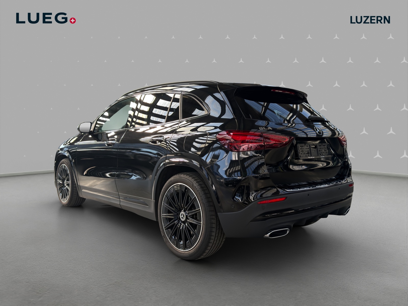 MERCEDES-BENZ GLA 250 4Matic 8G-DCT-image-2
