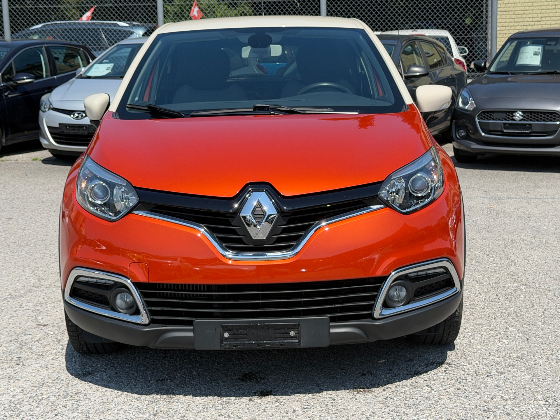 RENAULT Captur 1.5 dCi Dynamique-image-0