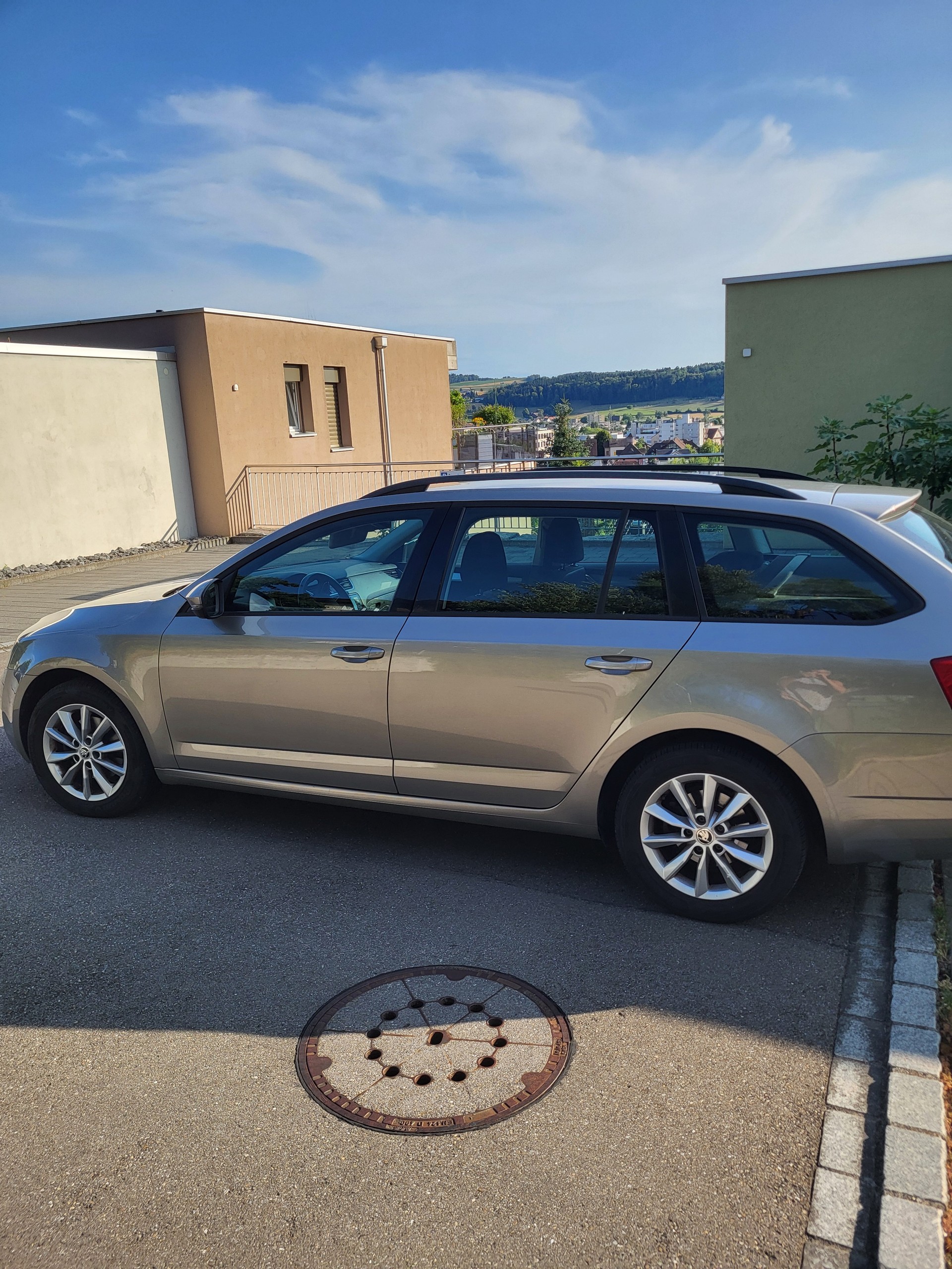SKODA 2.0 TDI 150 Elegance 4x4-image-0