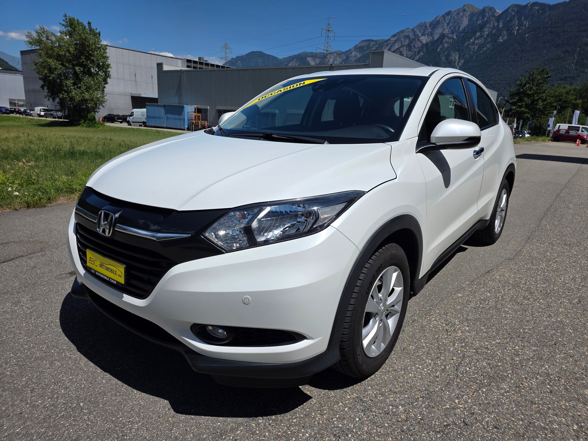 HONDA HR-V 1.6i-DTEC Comfort 4 SUV-image-4