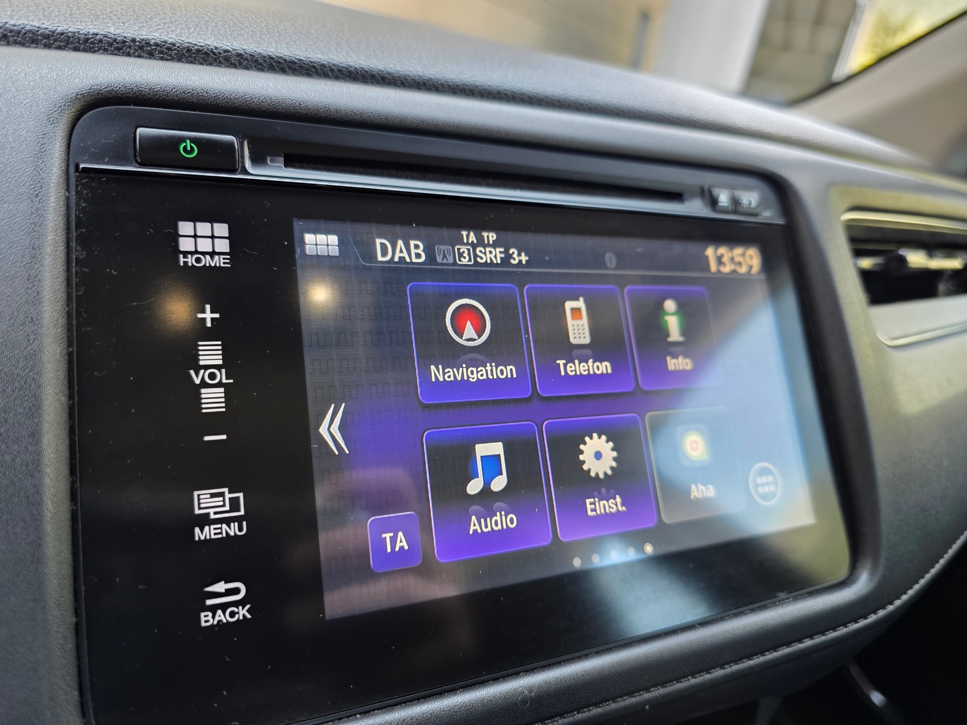 HONDA HR-V 1.6i-DTEC Comfort 4 SUV-image-26