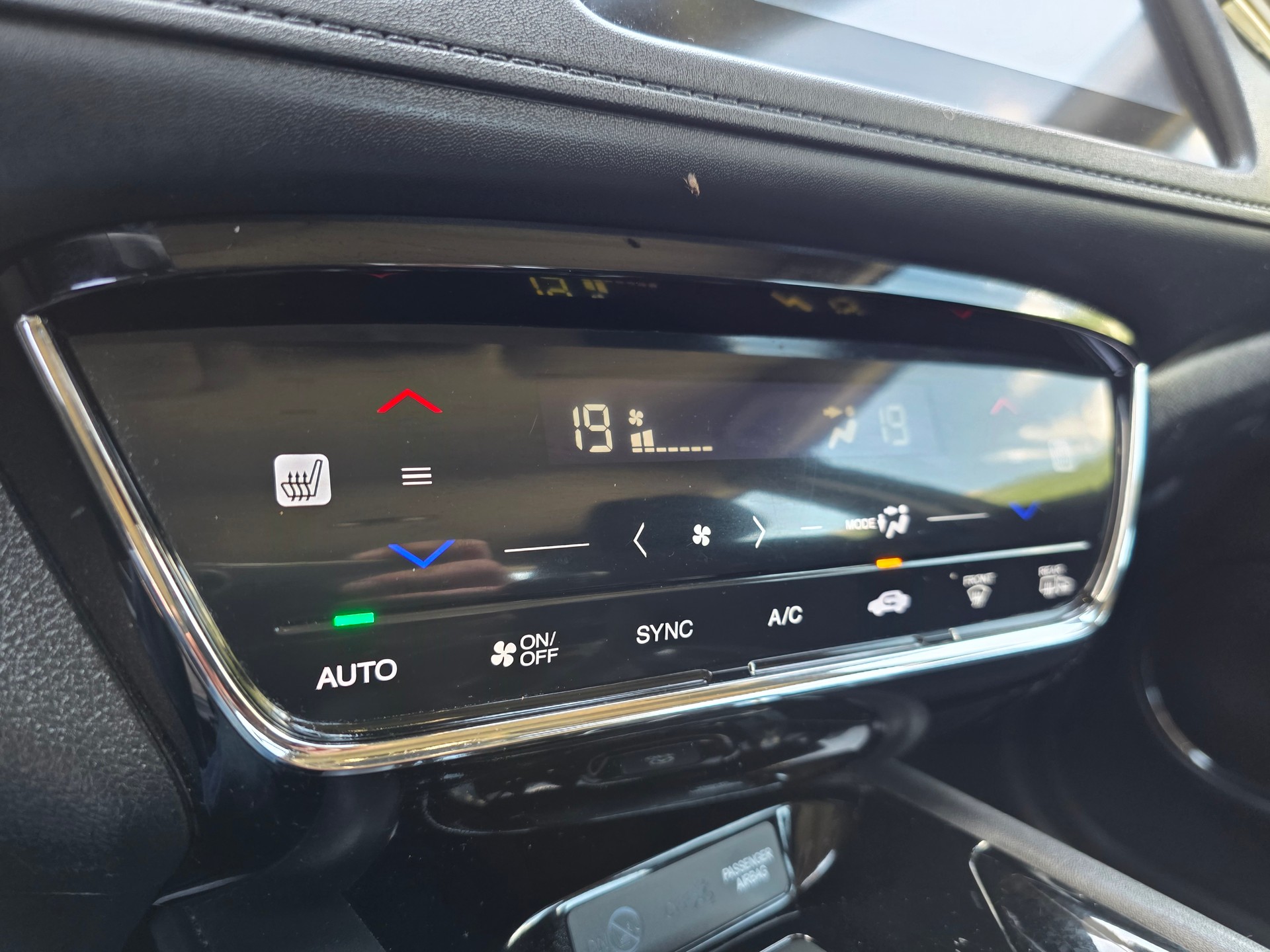 HONDA HR-V 1.6i-DTEC Comfort 4 SUV-image-27