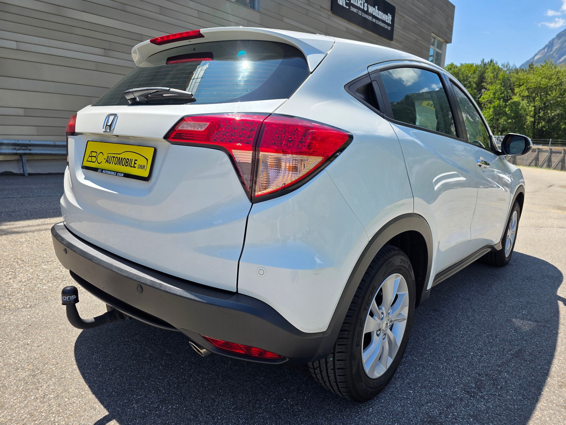 HONDA HR-V 1.6i-DTEC Comfort 4 SUV-image-11