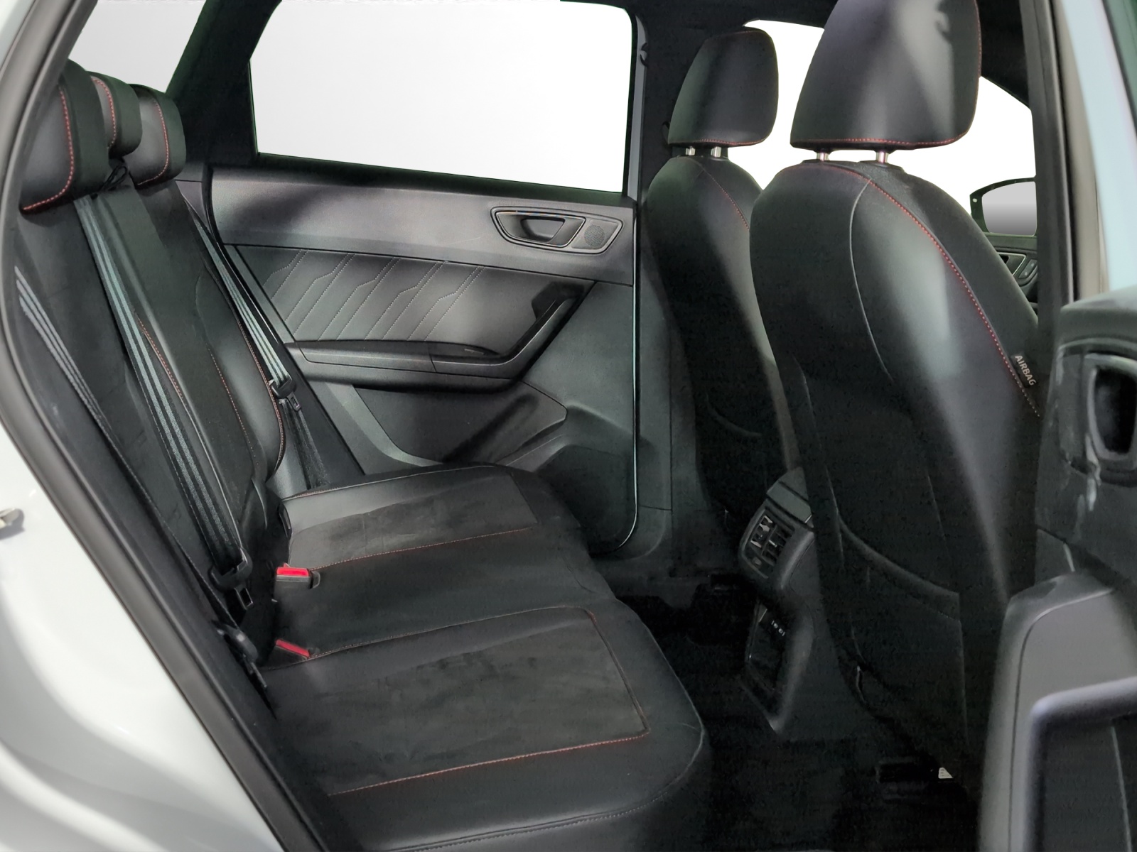 SEAT Ateca 2.0 TSI Hola FR 4Drive DSG-image-8