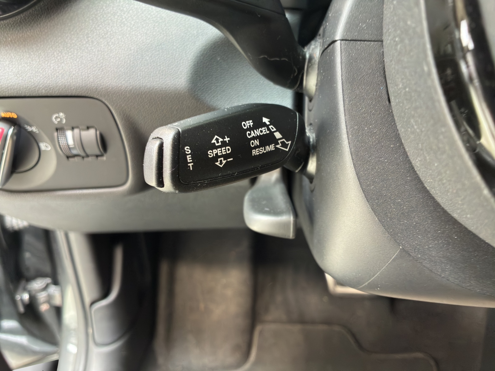 AUDI A1 Sportback 1.4 TFSI Sport S-tronic-image-14