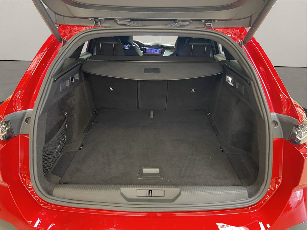 PEUGEOT 308 SW 1.2 Hybrid GT-image-13