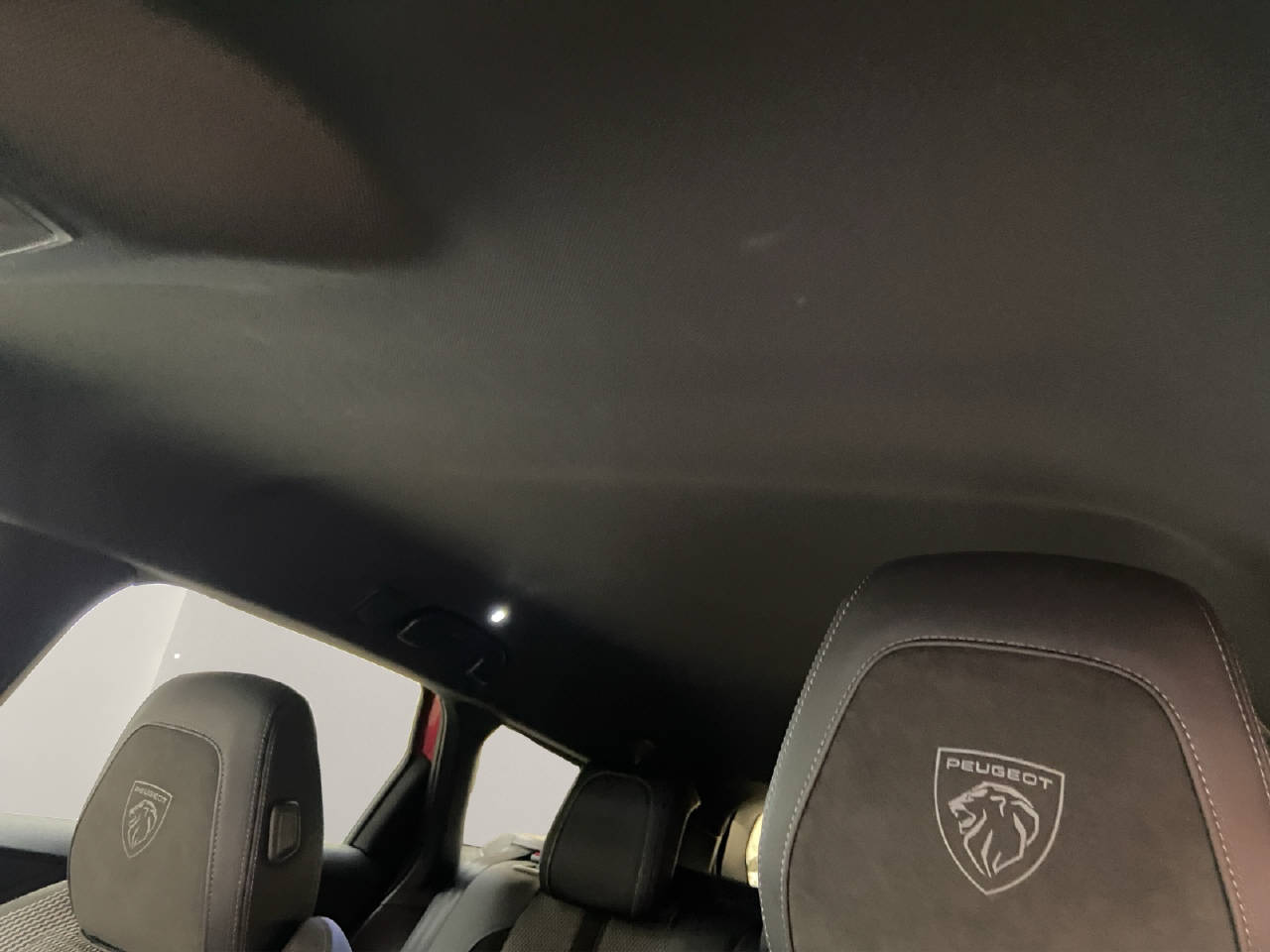 PEUGEOT 308 SW 1.2 Hybrid GT-image-12
