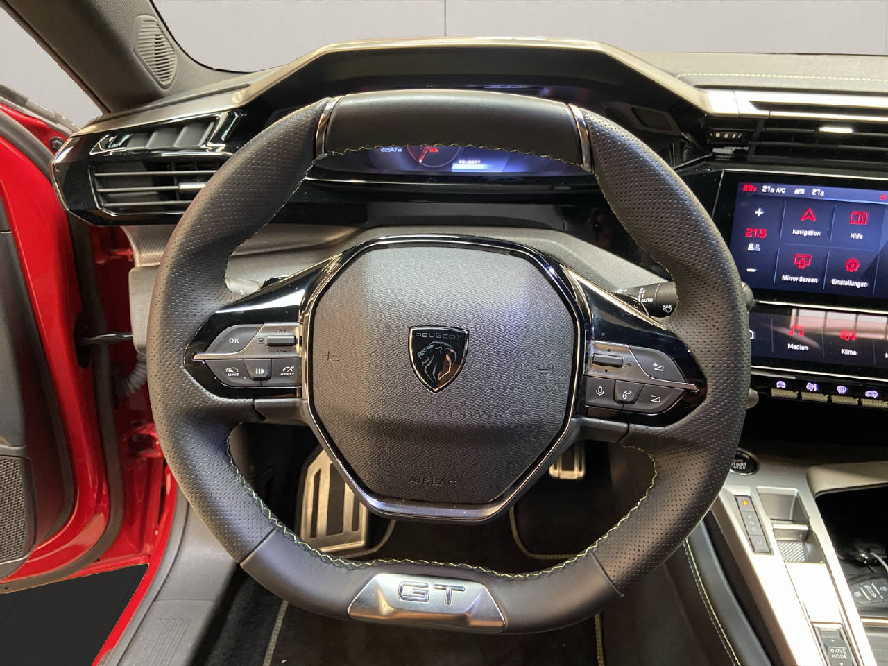 PEUGEOT 308 SW 1.2 Hybrid GT-image-6