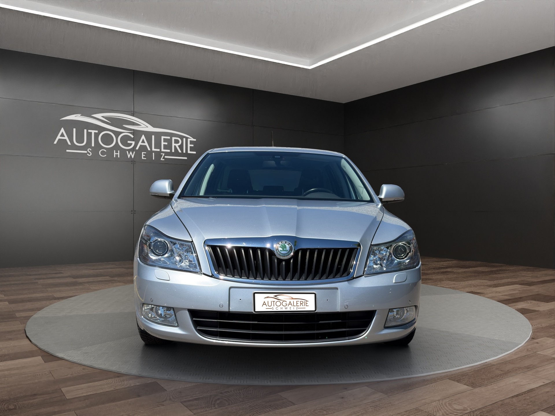 SKODA Octavia Combi 1.8 TSI Laurin & Klement DSG | CH | Alcantara-Leder | Schiebedach | Memory | Navi Columbus |-image-7
