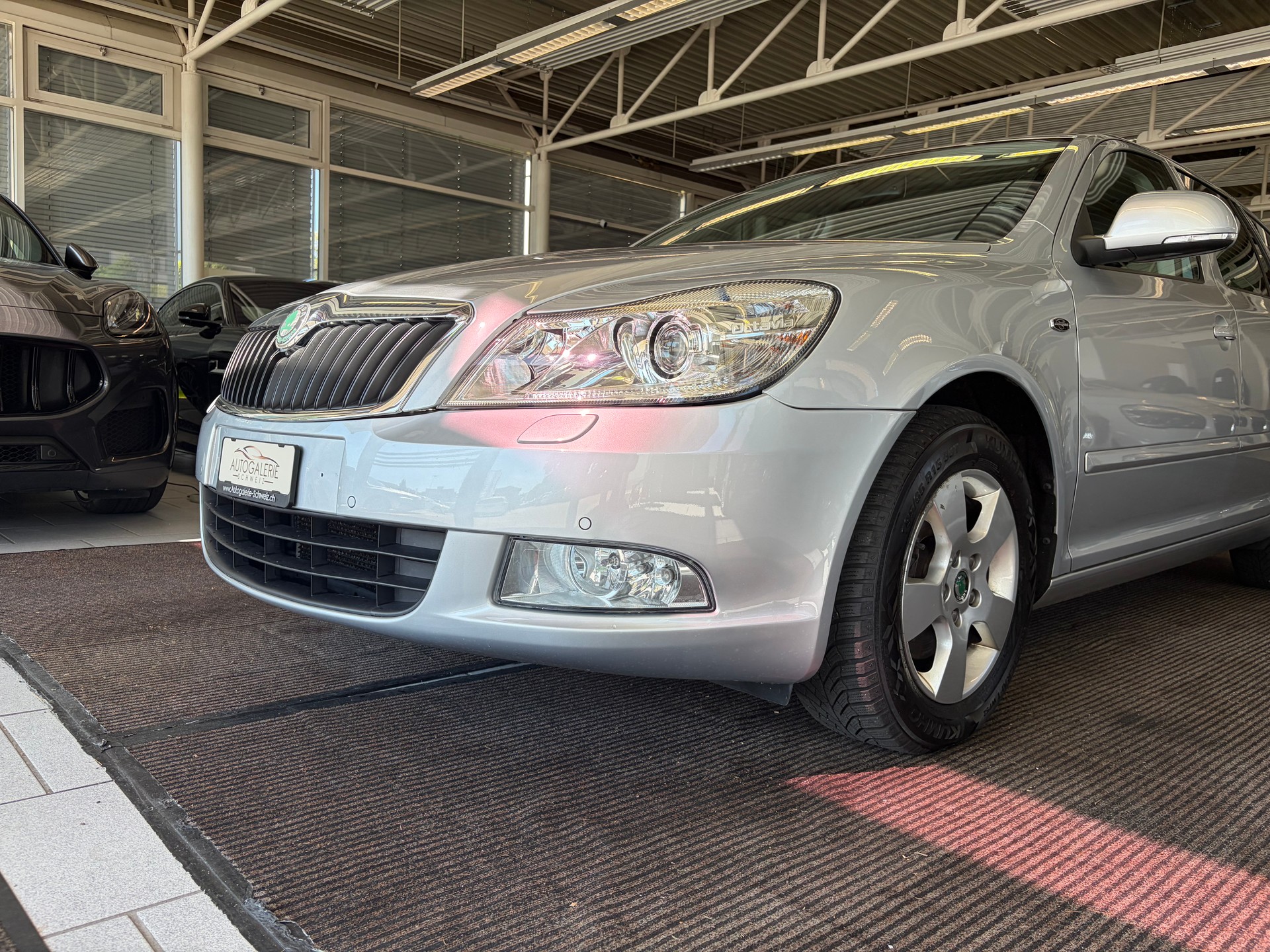 SKODA Octavia Combi 1.8 TSI Laurin & Klement DSG | CH | Alcantara-Leder | Schiebedach | Memory | Navi Columbus |-image-30
