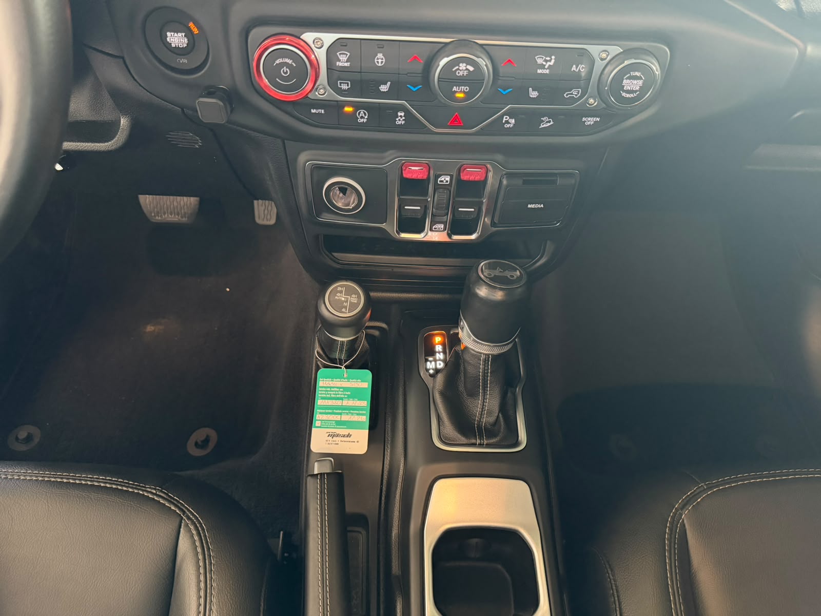 JEEP Wrangler 2.0 Unlimited Sahara Automatic-image-13