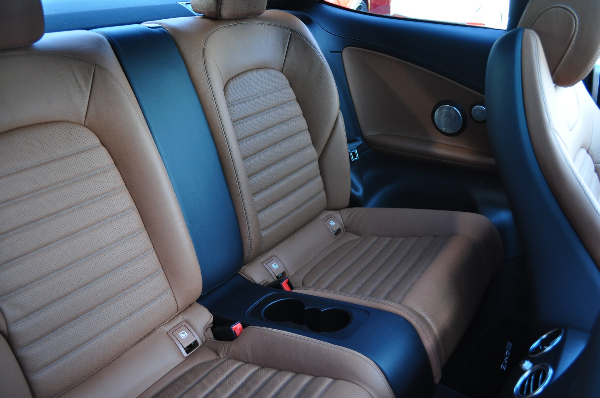 MERCEDES-BENZ C 250 AMG Line-image-7