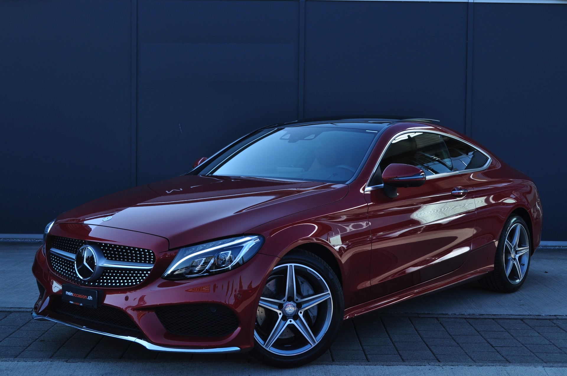 MERCEDES-BENZ C 250 AMG Line-image-0